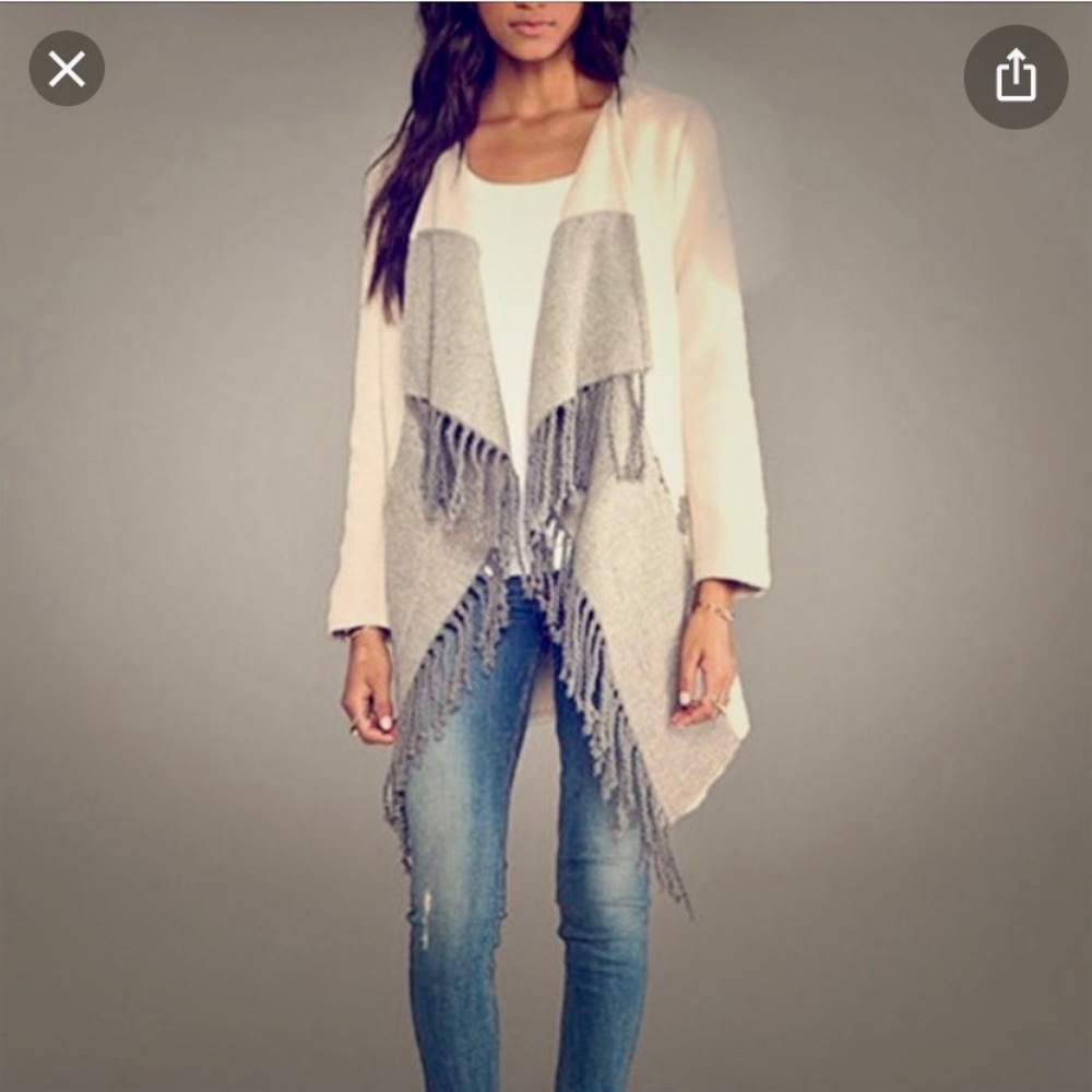 BB Dakota wrap coat cream gray with fringe western style feels like wool size XS